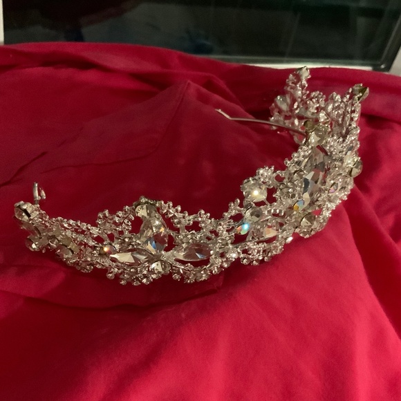 Wedding Crown  Tiara SILVER - Picture 9 of 13
